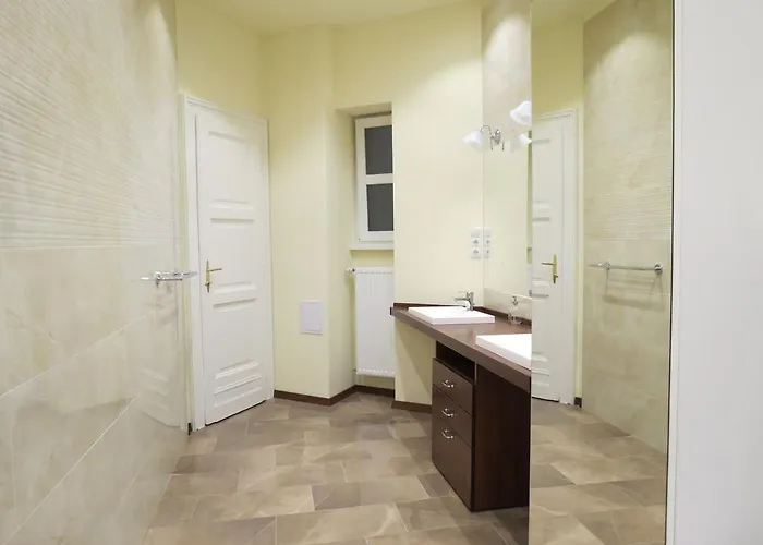 Big Brothers Apartament